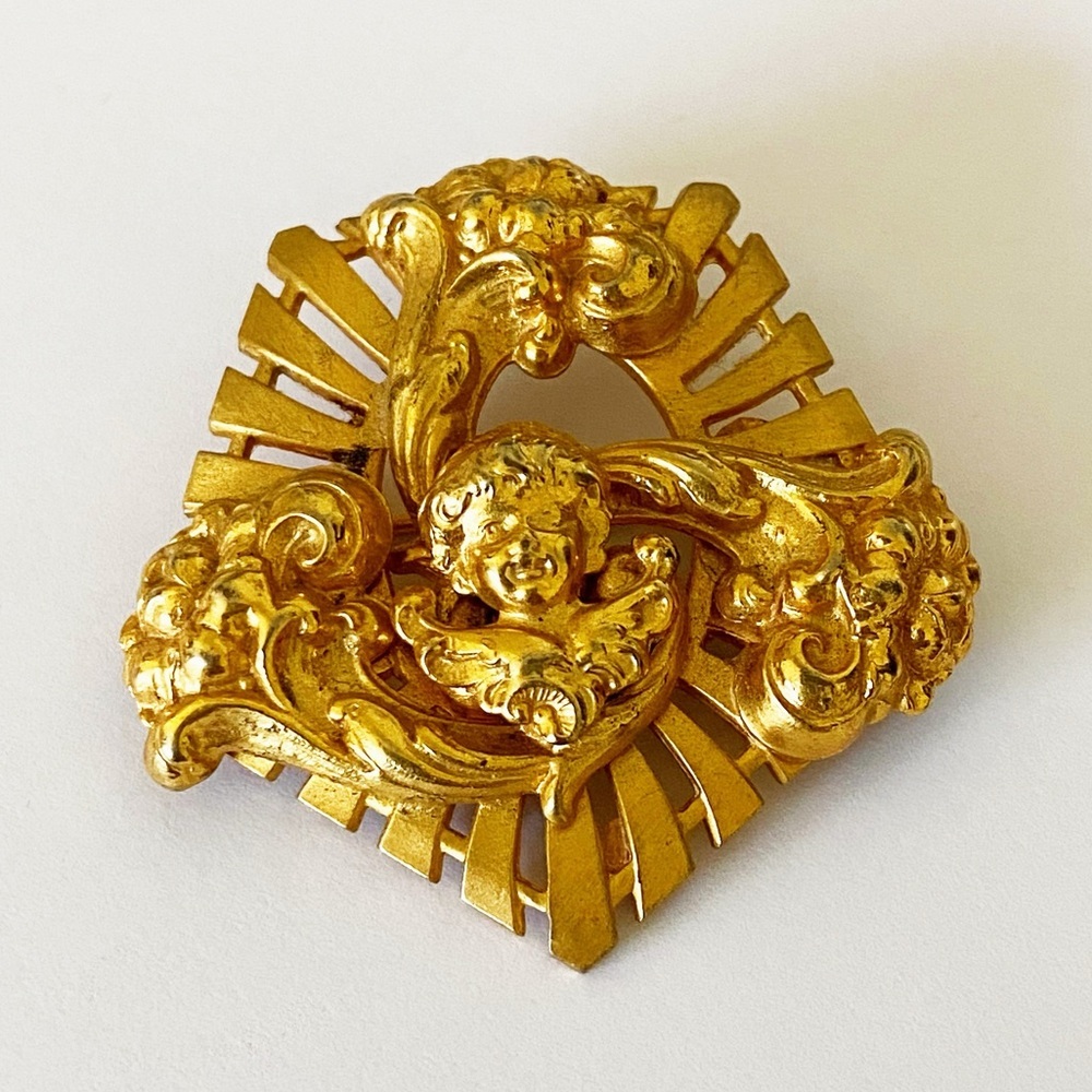 Vintage gold cherub ornate angel brooch